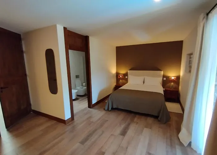 Casa Do Eiro * 卡贝塞拉什德巴什图