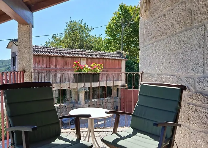 Casa Do Eiro * 卡贝塞拉什德巴什图